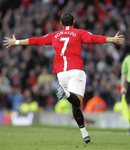 他的表现不 他的表现不