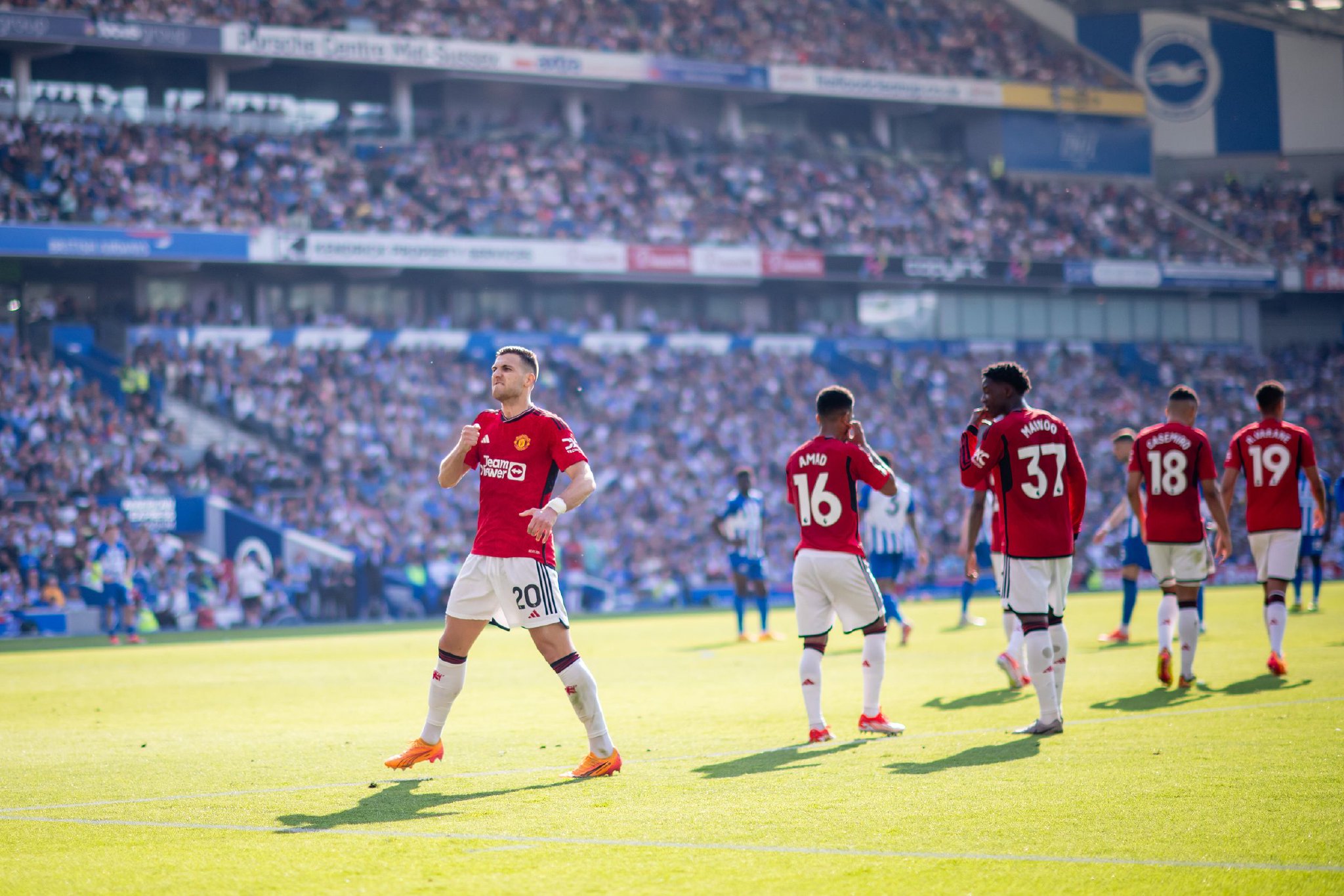 感到无比荣 感到无比荣