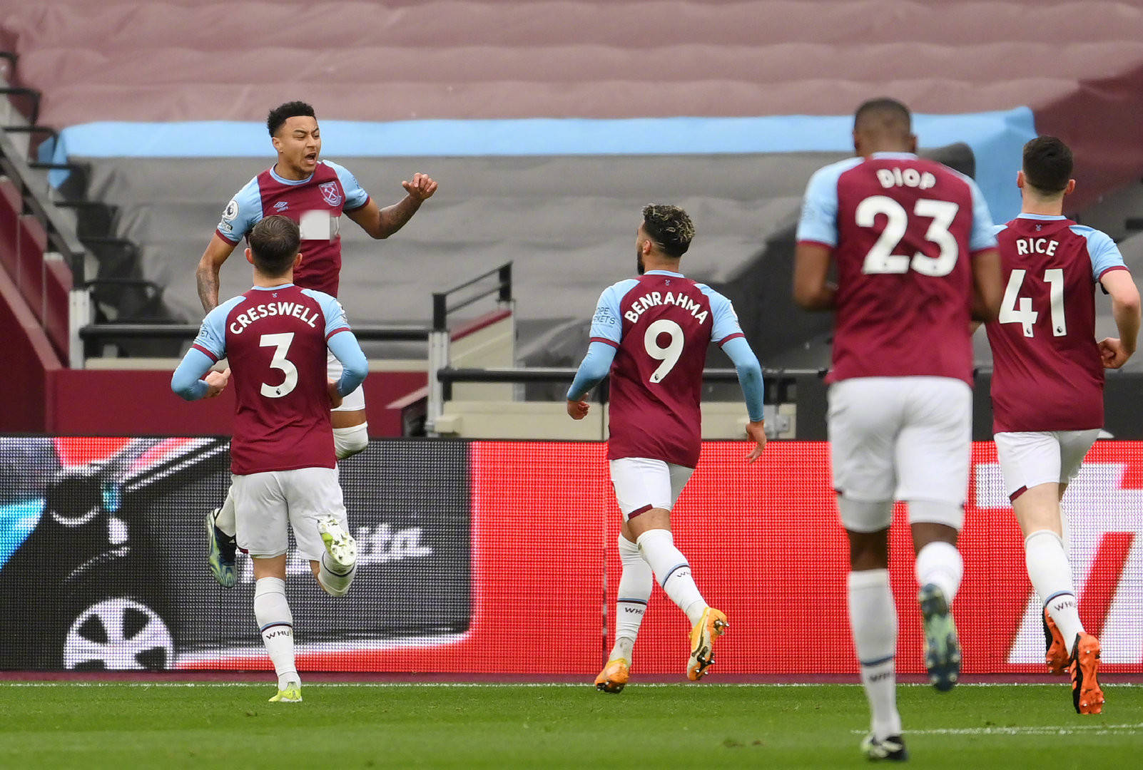 在他担任副 在他担任副